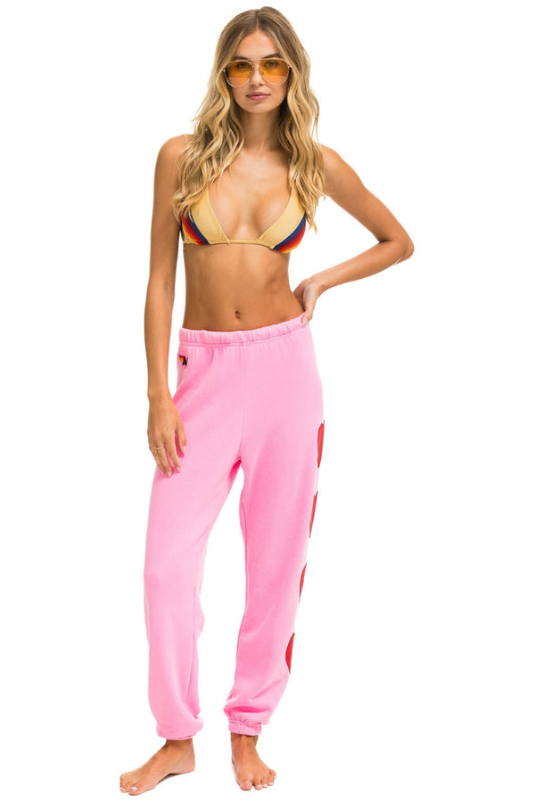 HEART STITCH 4 SWEATPANTS - NEON PINK