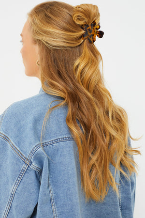 Tortoise Lily Claw Clip